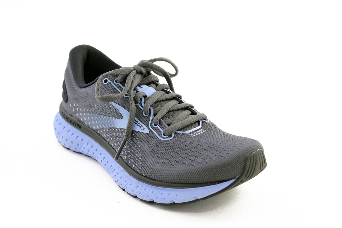 brooks shoes vancouver