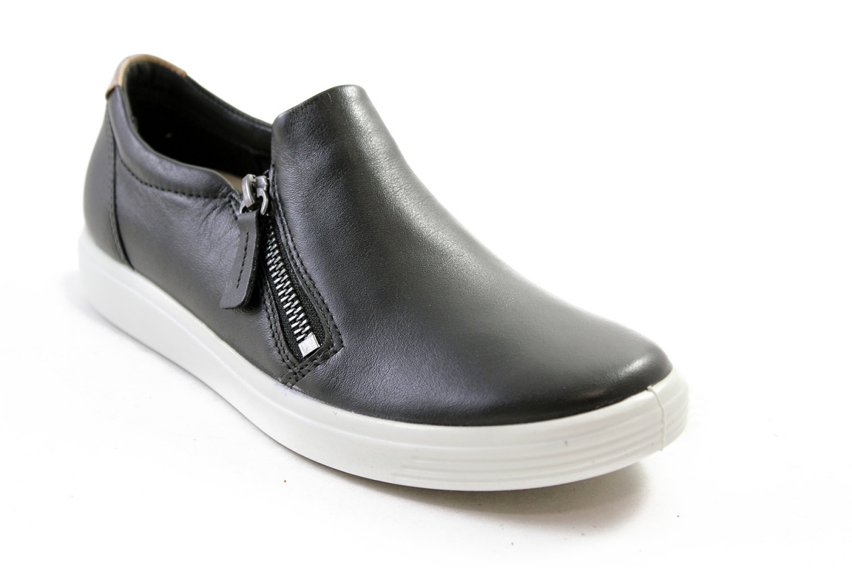 ecco soft 7 slip on