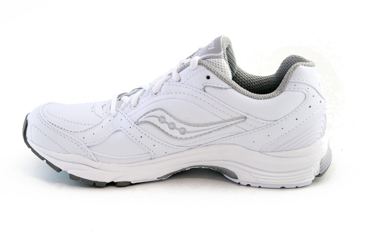 saucony integrity st