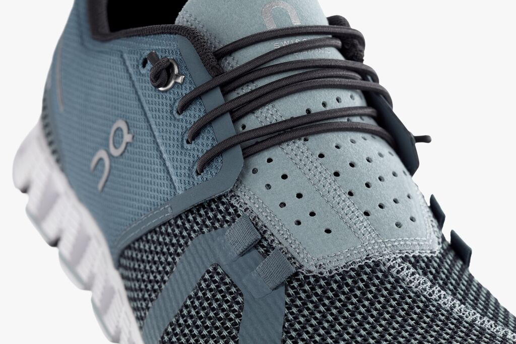 speed laces on cloud